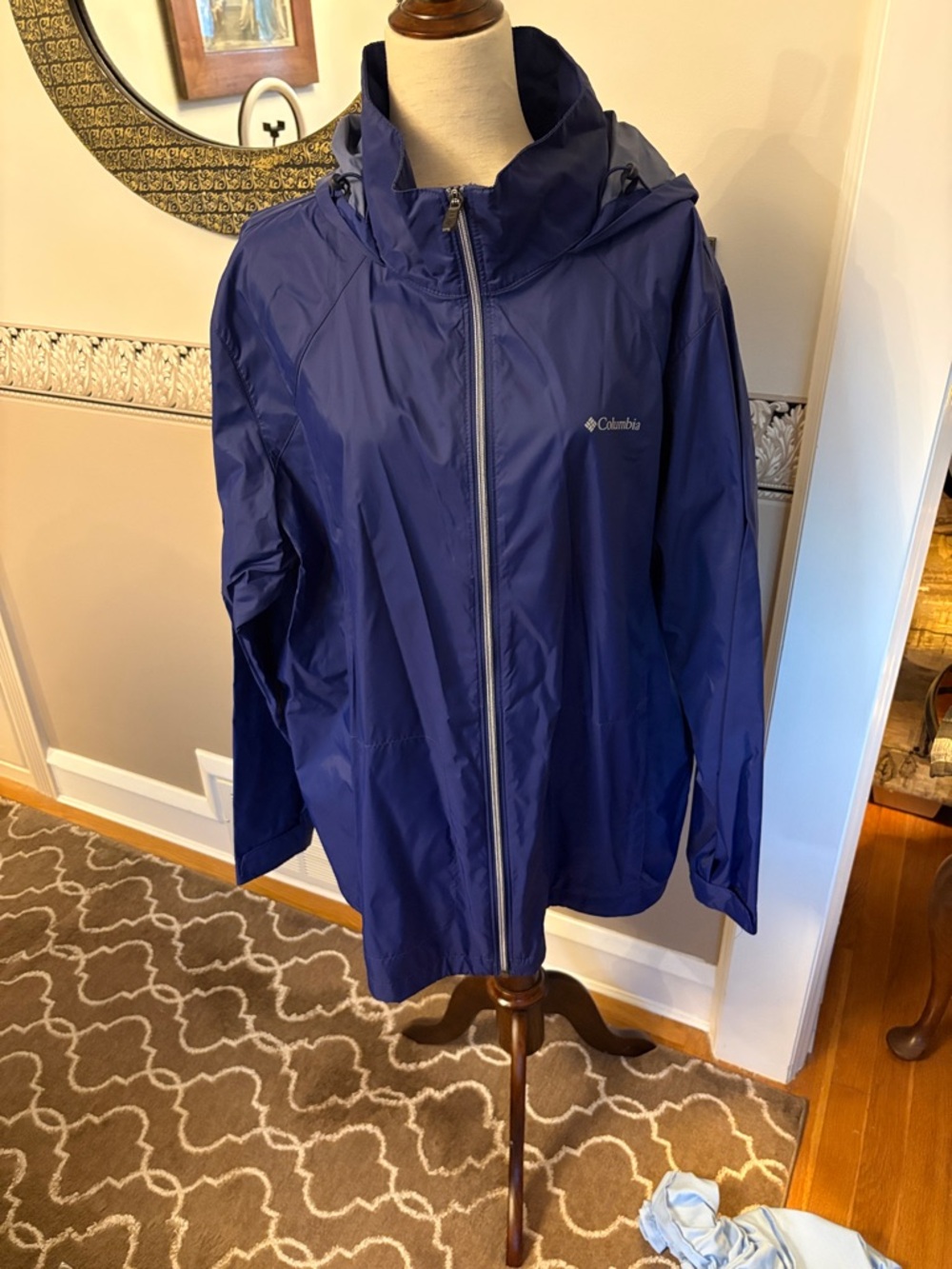 Columbia Women's Lightweight Rain Jacket - Navy Blue/ purple 3X like new a
